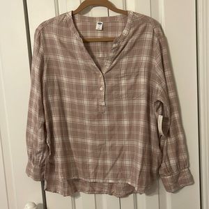 OLD NAVY Women’s  flannel plaid top NWT